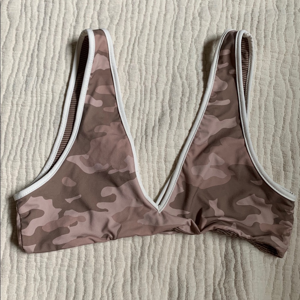 Acacia Komala Top